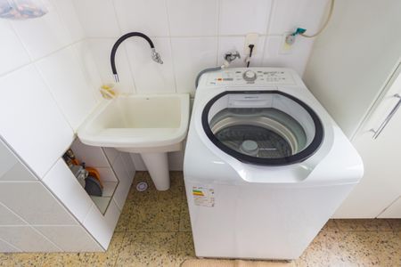 Apartamento à venda com 156m², 4 quartos e 4 vagas Apartamento à venda com 156m², 4 quartos e 4 vagasDetalhe - Área de Serviço