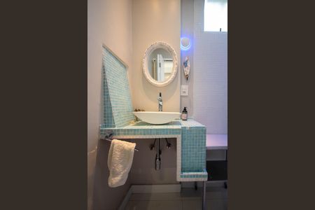 Apartamento à venda com 222m², 3 quartos e 3 vagas Apartamento à venda com 222m², 3 quartos e 3 vagasBanheiro Cobertura