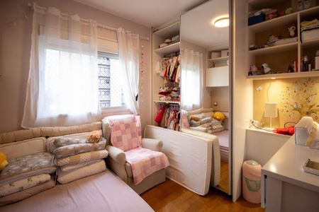 Apartamento à venda com 222m², 3 quartos e 3 vagas Apartamento à venda com 222m², 3 quartos e 3 vagasSuíte 2