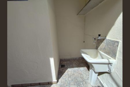 Casa de Condomínio para alugar com 2 quartos, 100m² em Santana, Niterói