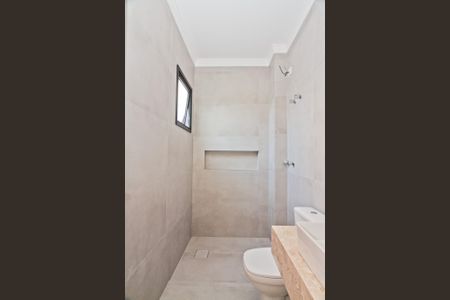 Casa à venda com 130m², 2 quartos e 2 vagas Casa à venda com 130m², 2 quartos e 2 vagasBanheiro da Suíte 2