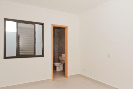 Casa à venda com 130m², 2 quartos e 2 vagas Casa à venda com 130m², 2 quartos e 2 vagasSuíte 2