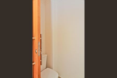 Casa à venda com 130m², 2 quartos e 2 vagas Casa à venda com 130m², 2 quartos e 2 vagasLavabo