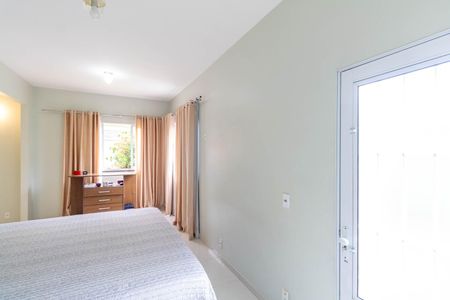 Casa de condomínio para alugar com 256m², 4 quartos e 1 vagaQuarto 1