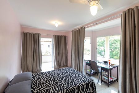 Casa de condomínio para alugar com 256m², 4 quartos e 1 vagaQuarto 2