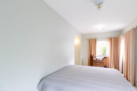 Casa de condomínio para alugar com 256m², 4 quartos e 1 vagaQuarto 1