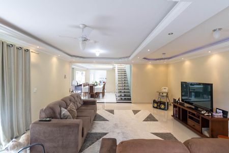 Sala de casa de condomínio para alugar com 4 quartos, 256m² em Campo Grande, Rio de Janeiro