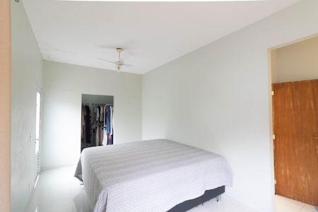 Casa de condomínio para alugar com 256m², 4 quartos e 1 vagaQuarto 1