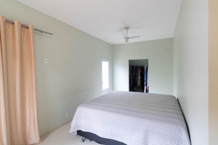 Casa de condomínio para alugar com 256m², 4 quartos e 1 vagaQuarto 1