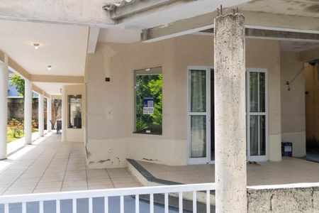 Casa de condomínio para alugar com 256m², 4 quartos e 1 vagaPlaquinha