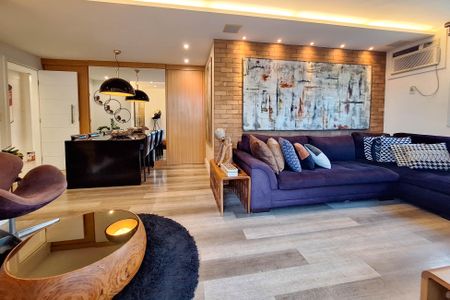 Sala de apartamento à venda com 3 quartos, 210m² em Santa Rosa, Niterói