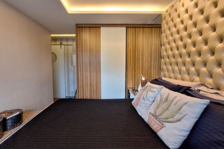 Apartamento à venda com 210m², 3 quartos e 3 vagasSuíte 1