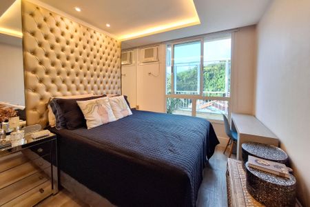 Apartamento à venda com 210m², 3 quartos e 3 vagasSuíte 1