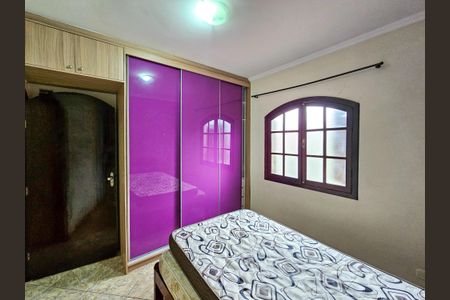 Casa à venda com 279m², 4 quartos e 2 vagas Casa à venda com 279m², 4 quartos e 2 vagasSuíte Casa 1