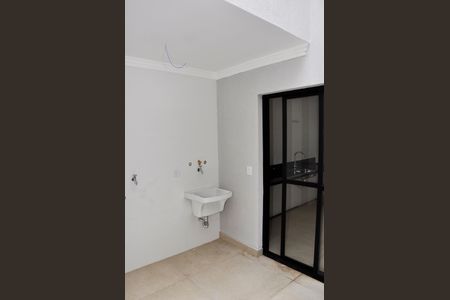 Casa à venda com 130m², 2 quartos e 2 vagasDetalhe - Área de Serviço