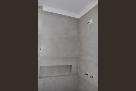Casa à venda com 130m², 2 quartos e 2 vagasDetalhe - Suíte