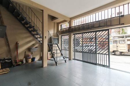 Casa à venda com 73m², 4 quartos e 2 vagasGaragem