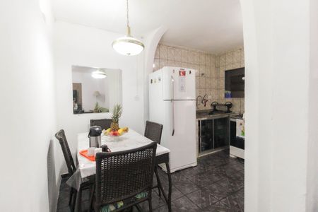 Casa à venda com 73m², 4 quartos e 2 vagasCozinha Casa 2