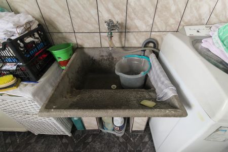 Casa à venda com 73m², 4 quartos e 2 vagasÁrea de Serviço Casa 2