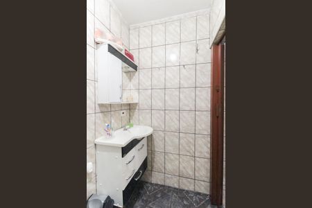 Casa à venda com 73m², 4 quartos e 2 vagasBanheiro Casa 2