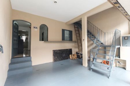 Casa à venda com 73m², 4 quartos e 2 vagasGaragem