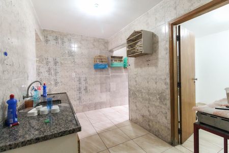 Casa à venda com 73m², 4 quartos e 2 vagasCozinha