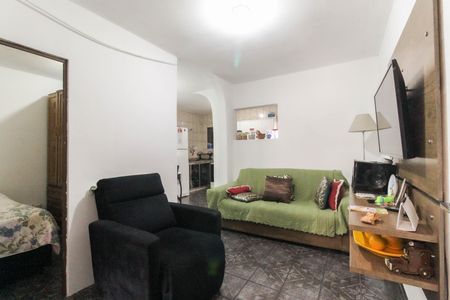 Casa à venda com 73m², 4 quartos e 2 vagasSala Casa 2