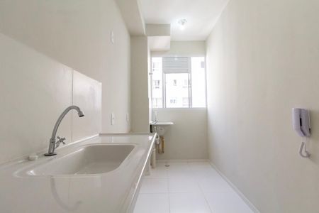 Apartamento para alugar com 43m², 2 quartos e 1 vaga Apartamento para alugar com 43m², 2 quartos e 1 vagaCozinha e Área de Serviço