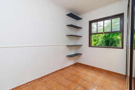 Quarto 1 de apartamento para alugar com 2 quartos, 54m² em Capão Redondo, São Paulo