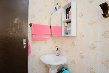 Casa à venda com 154m², 3 quartos e 1 vagaBanheiro de serviço