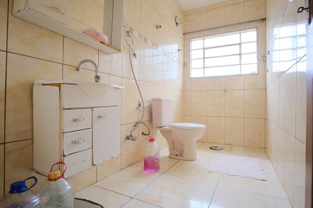 Casa à venda com 154m², 3 quartos e 1 vagaBanheiro