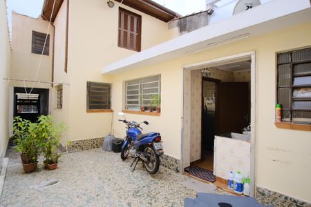 Casa à venda com 154m², 3 quartos e 1 vagaQuintal