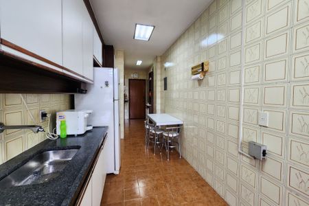 Apartamento à venda com 113m², 2 quartos e 1 vaga Apartamento à venda com 113m², 2 quartos e 1 vagaCozinha