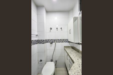 Apartamento à venda com 113m², 2 quartos e 1 vaga Apartamento à venda com 113m², 2 quartos e 1 vagaBanheiro da Suíte