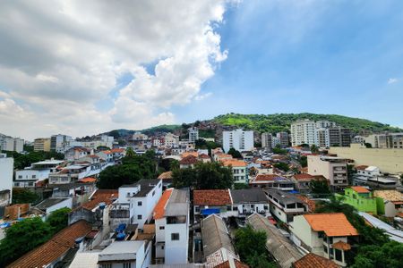 Apartamento à venda com 113m², 2 quartos e 1 vaga Apartamento à venda com 113m², 2 quartos e 1 vagaVista