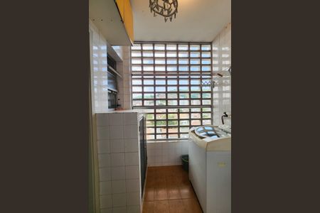 Apartamento à venda com 113m², 2 quartos e 1 vaga Apartamento à venda com 113m², 2 quartos e 1 vagaÁrea de Serviço