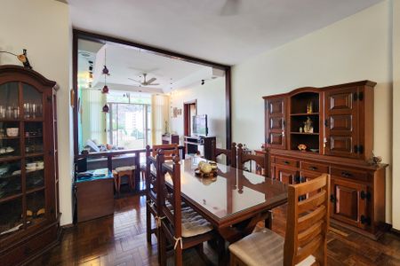 Apartamento à venda com 113m², 2 quartos e 1 vaga Apartamento à venda com 113m², 2 quartos e 1 vagaSala