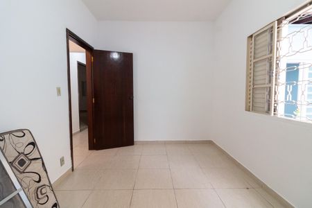 Casa de condomínio para alugar com 250m², 3 quartos e 4 vagasQuarto 2