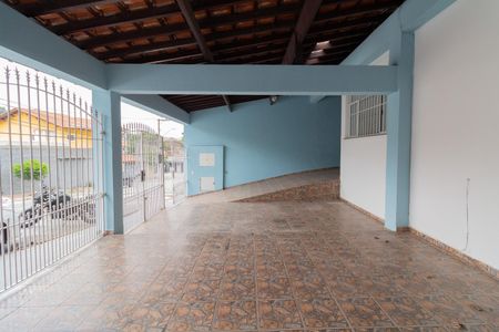 Casa de condomínio para alugar com 250m², 3 quartos e 4 vagasGaragem