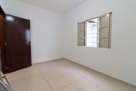 Casa de condomínio para alugar com 250m², 3 quartos e 4 vagasQuarto 2
