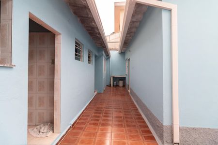 Casa de condomínio para alugar com 250m², 3 quartos e 4 vagasÁrea de Serviço - Quintal