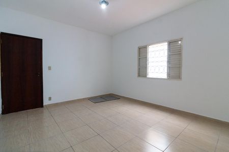 Casa de condomínio para alugar com 250m², 3 quartos e 4 vagasQuarto 3