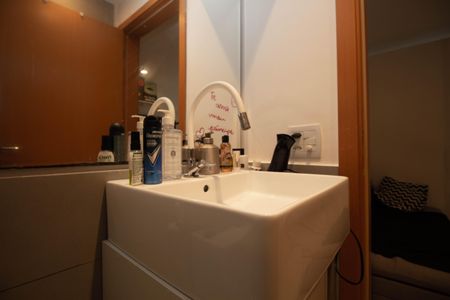 Banheiro Social de kitnet/studio para alugar com 1 quarto, 30m² em Setor Noroeste, Brasília