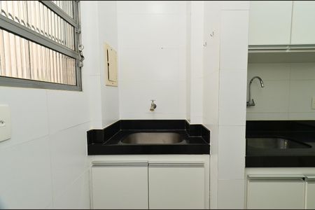 Apartamento à venda com 49m², 2 quartos e 1 vaga Apartamento à venda com 49m², 2 quartos e 1 vagaCozinha