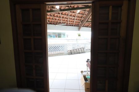 Sala de casa à venda com 2 quartos, 100m² em Novo Osasco, Osasco