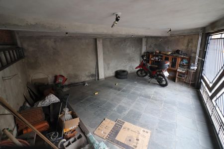 Casa à venda com 100m², 2 quartos e 2 vagasGaragem