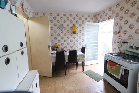 Casa à venda com 100m², 2 quartos e 2 vagasCozinha