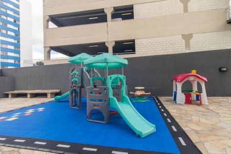 Apartamento para alugar com 67m², 2 quartos e 1 vagaÁrea comum - Playground