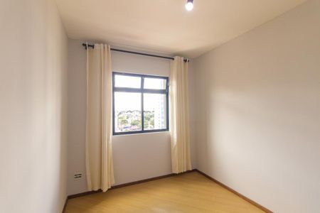 Apartamento para alugar com 67m², 2 quartos e 1 vagaQuarto 1
