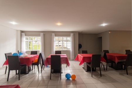 Apartamento para alugar com 67m², 2 quartos e 1 vagaÁrea comum - Salão de festas